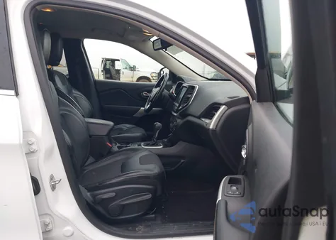 2018 Jeep Cherokee Latitude Plus 4X4 from USA, damaged, VIN 1C4PJMLX3JD521641